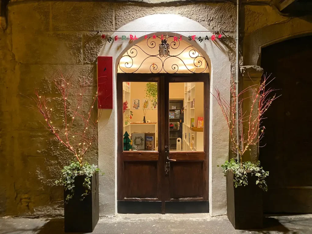 LIBRERIA_A-L'ABRI
